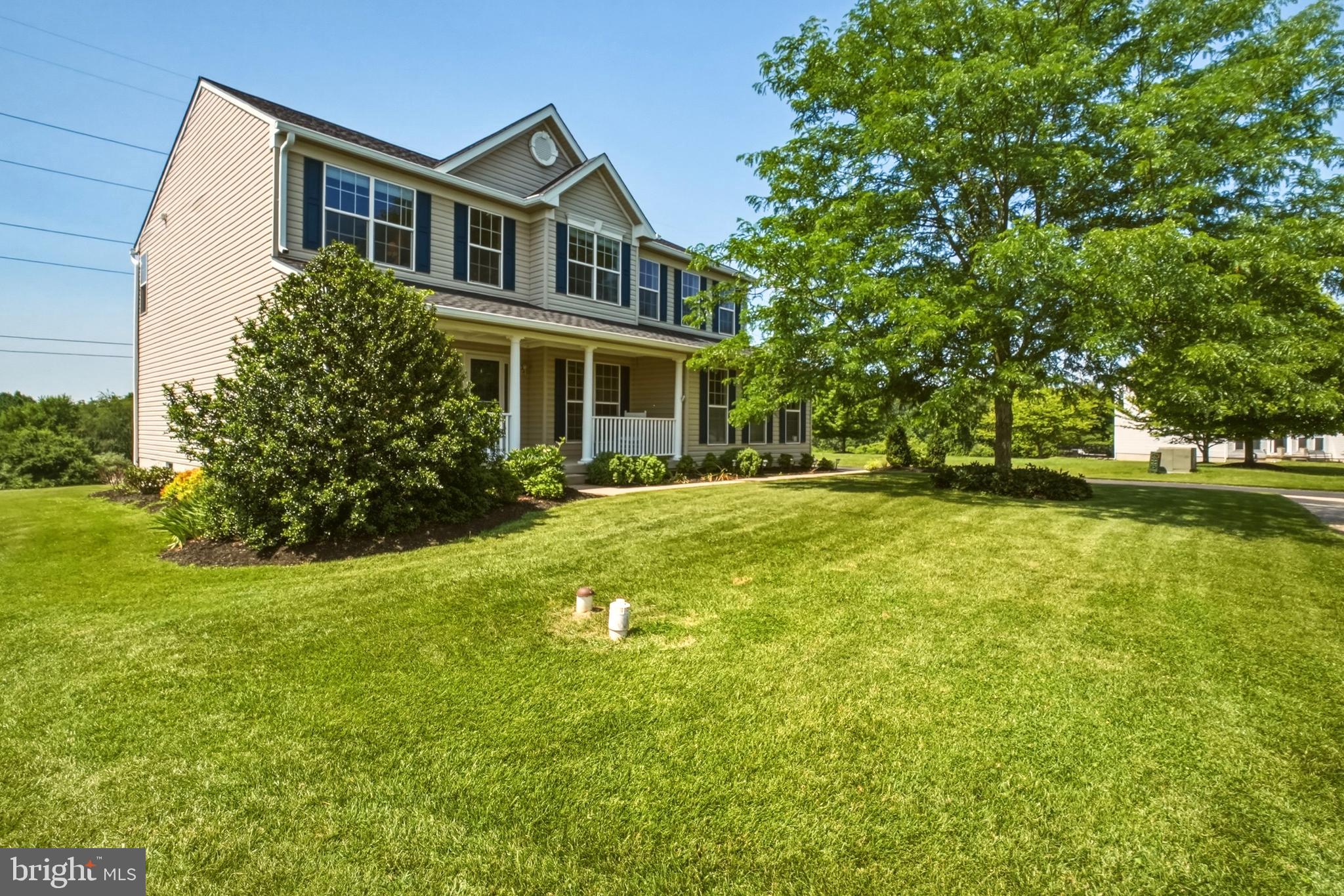 123 RIVERSIDE LANE
