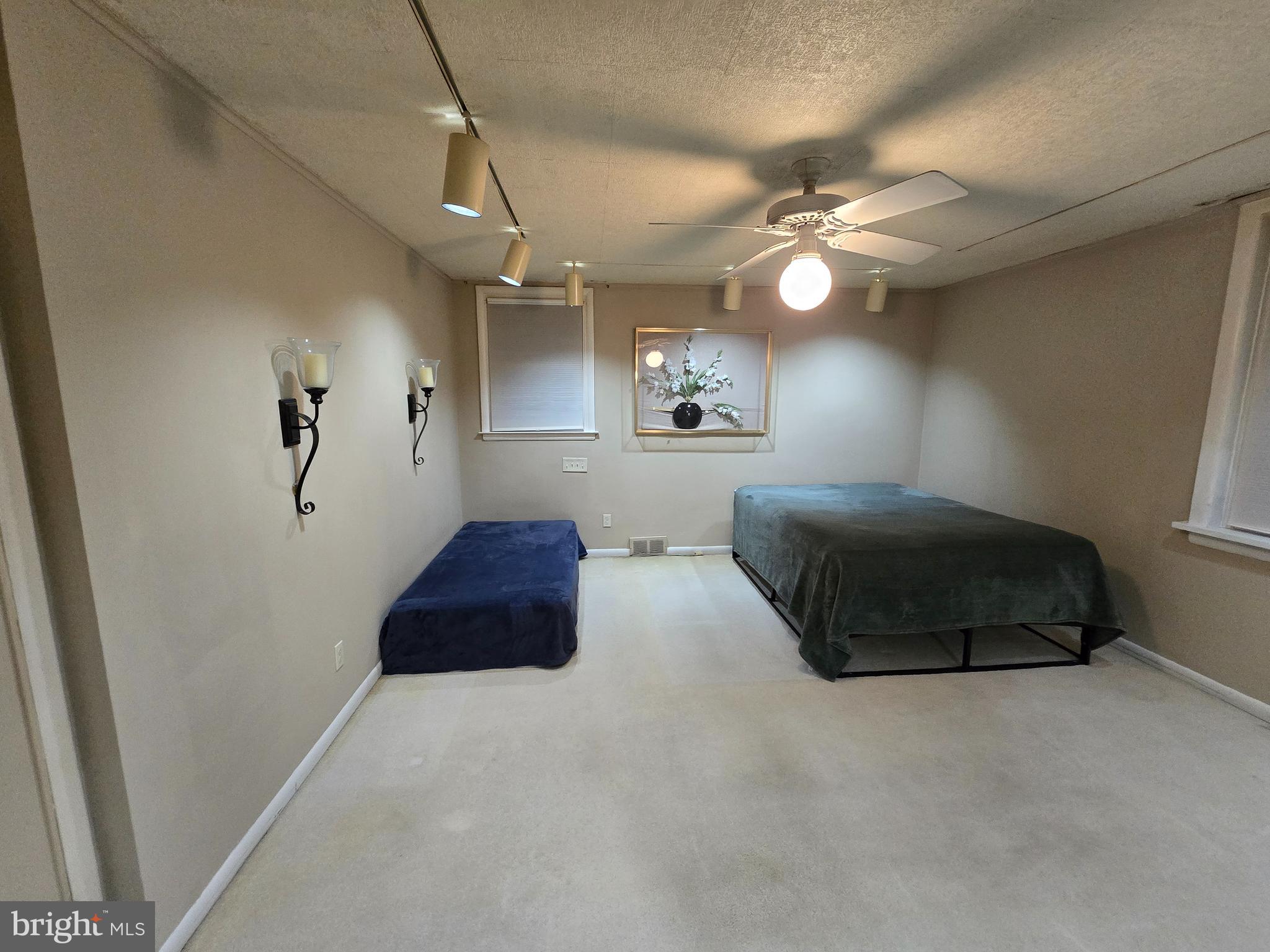 RHAWNHURST - Residential