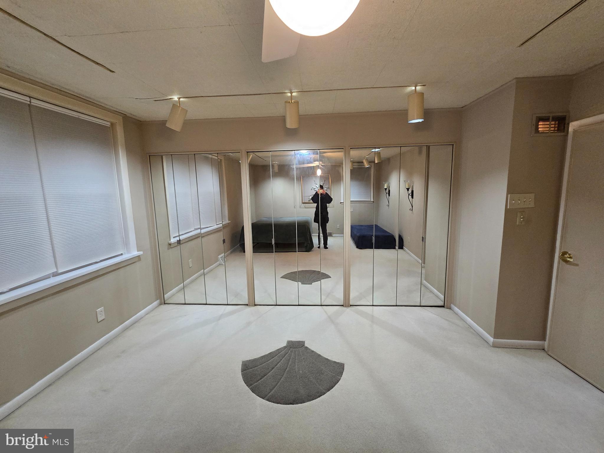 RHAWNHURST - Residential