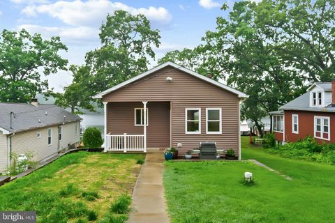 332 RIVERSIDE DRIVE PASADENA MD 21122
