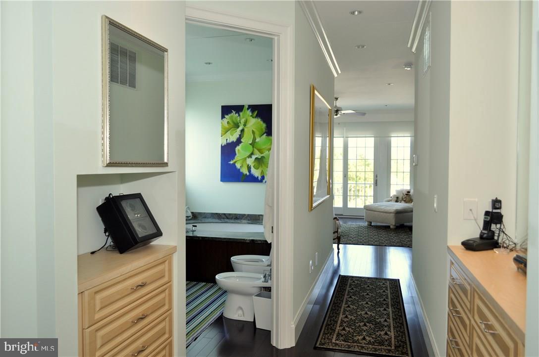 INDIAN BEACH - Residential