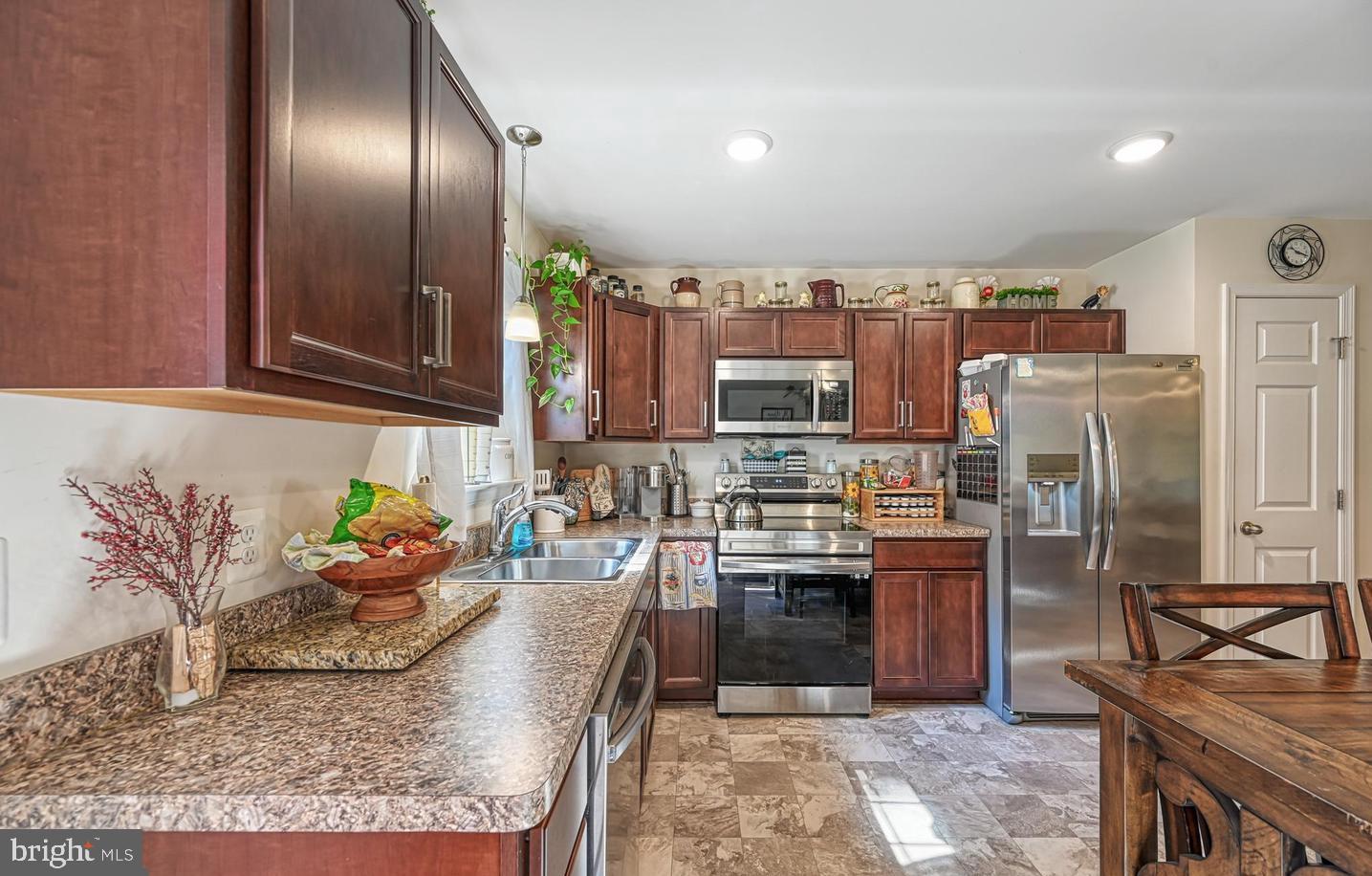 MORGAN II - Residential