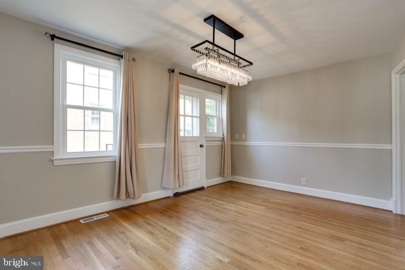 BRANDON VILLAGE - Residential Lease