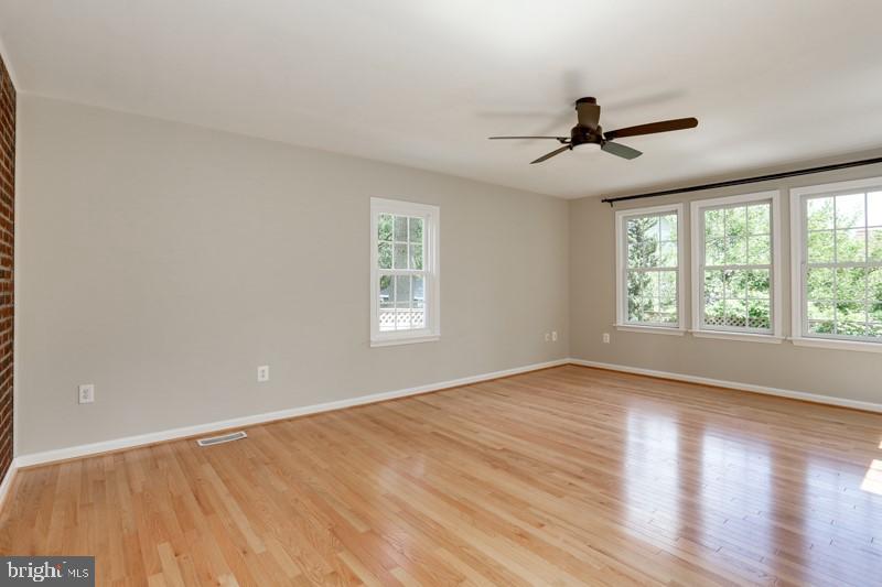 BRANDON VILLAGE - Residential Lease