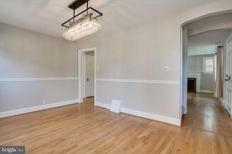 BRANDON VILLAGE - Residential Lease