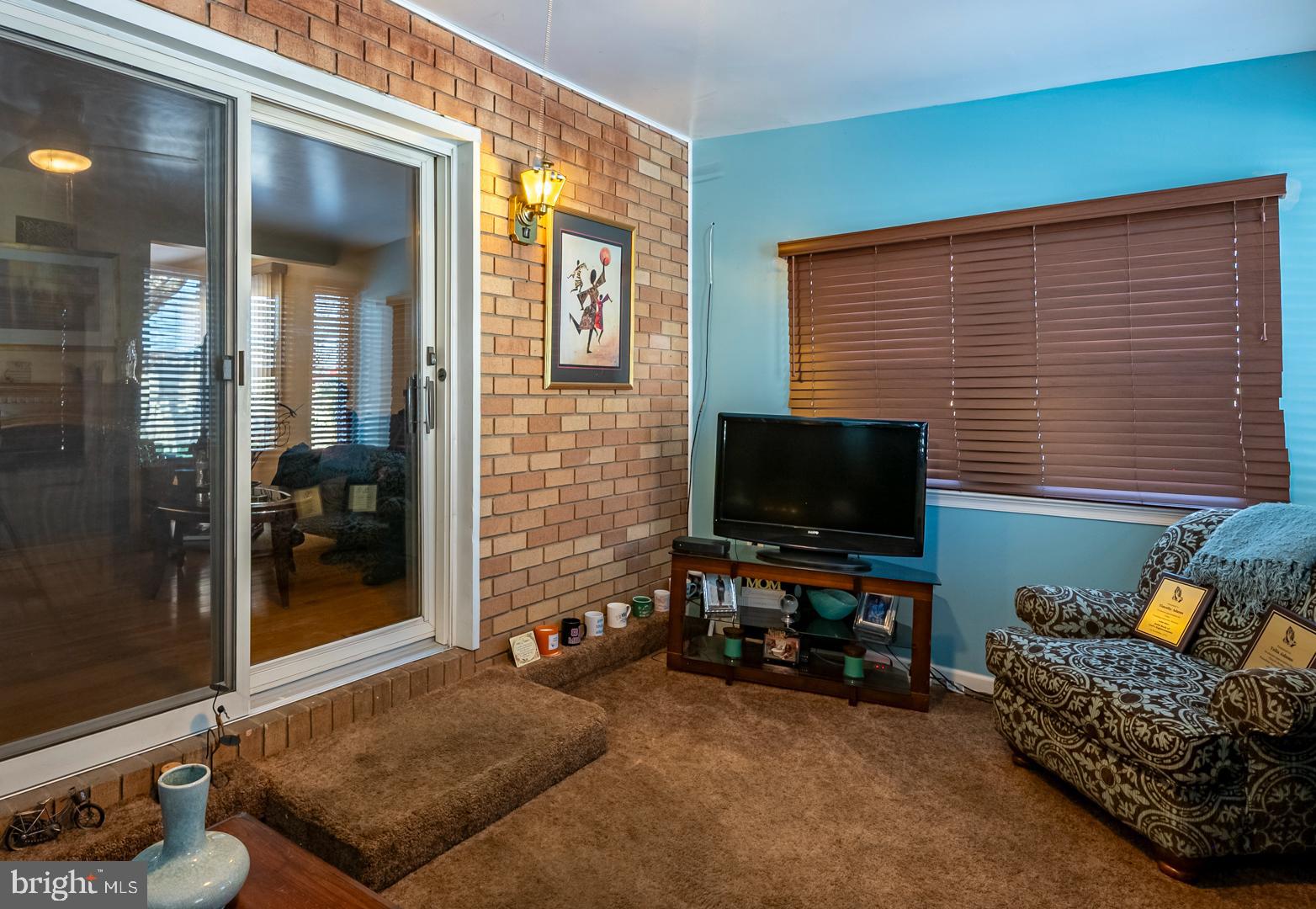 ALLENTOWN - Residential