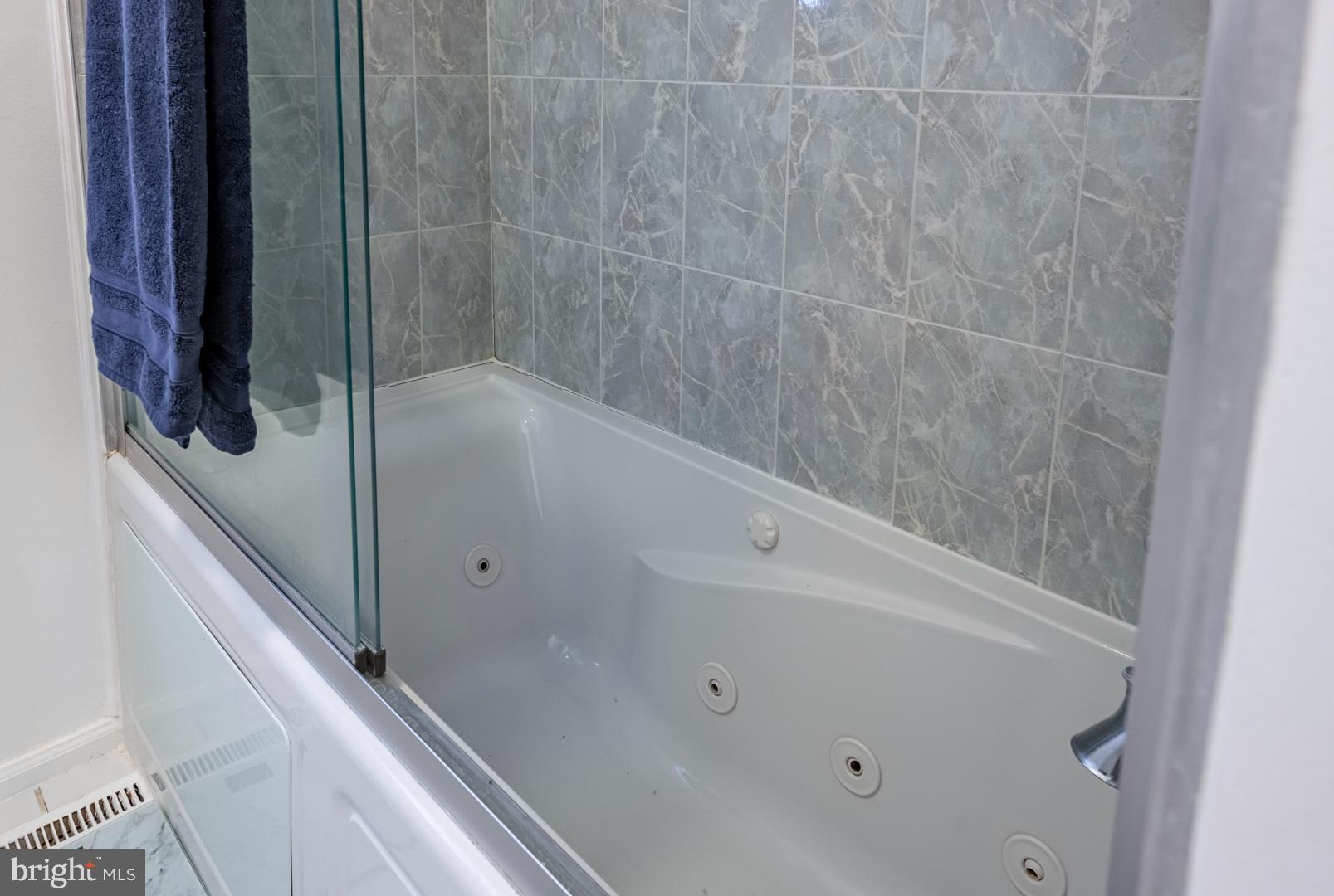 ALLENTOWN - Residential