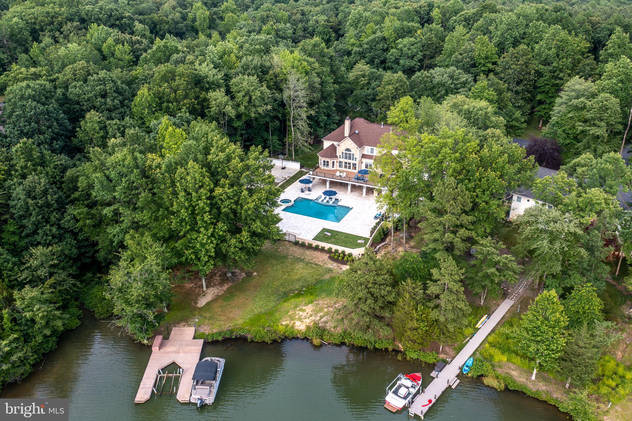 FAWN LAKE - Residential