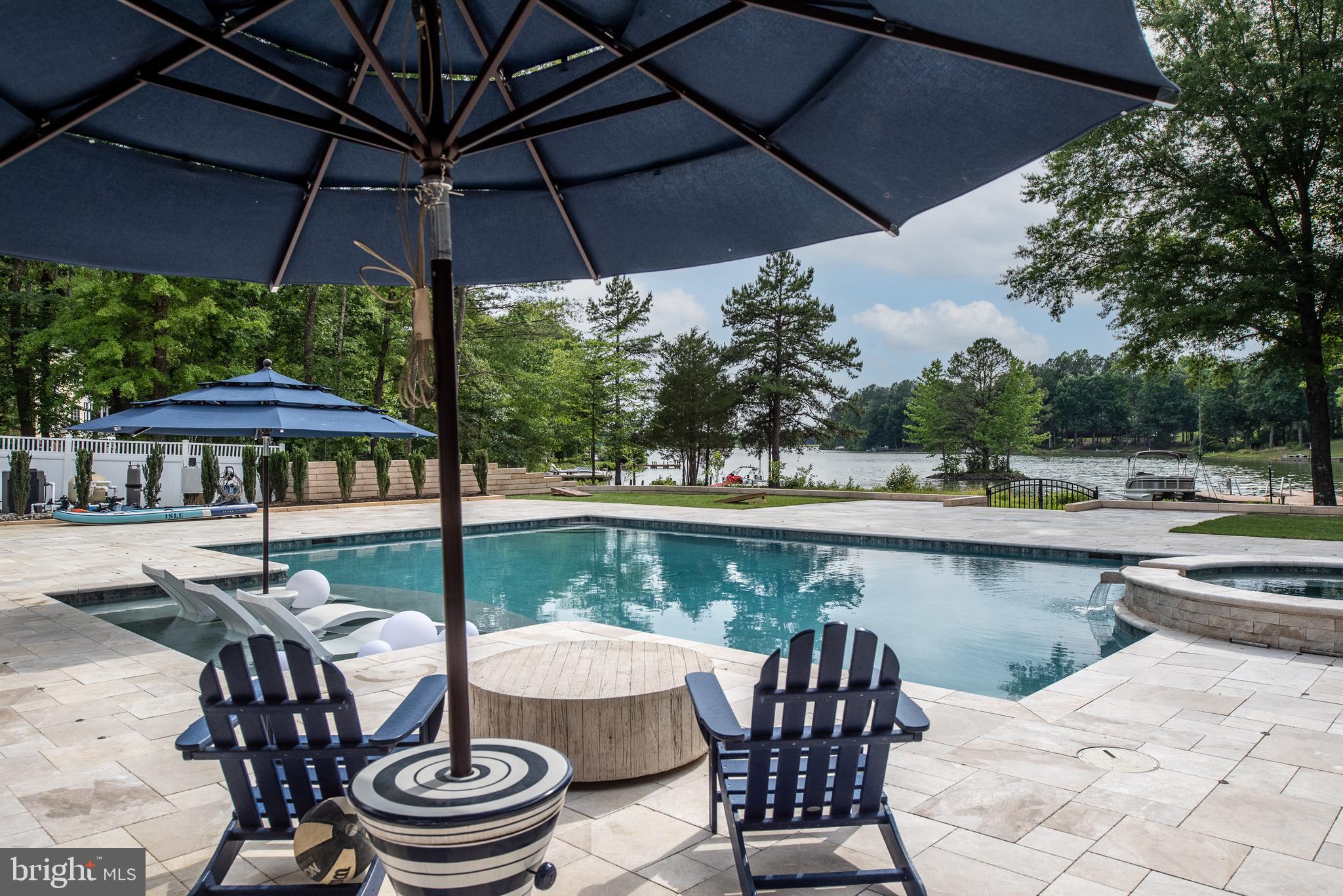 FAWN LAKE - Residential