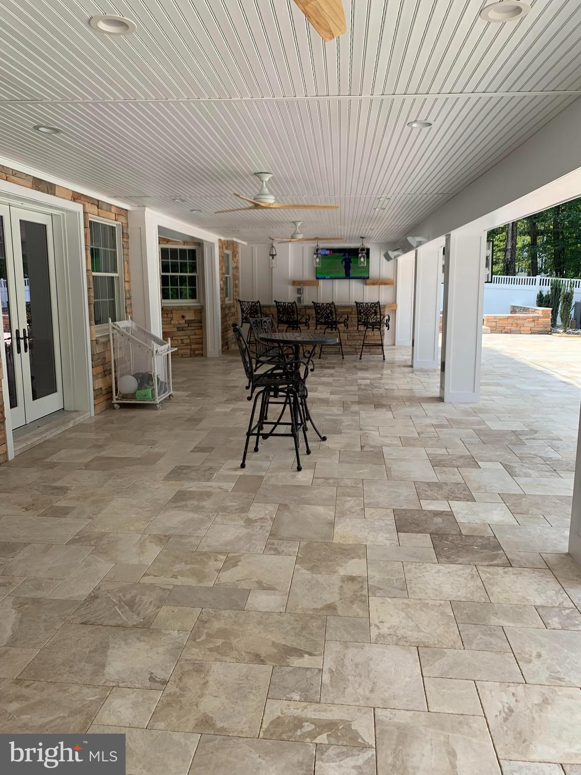 FAWN LAKE - Residential