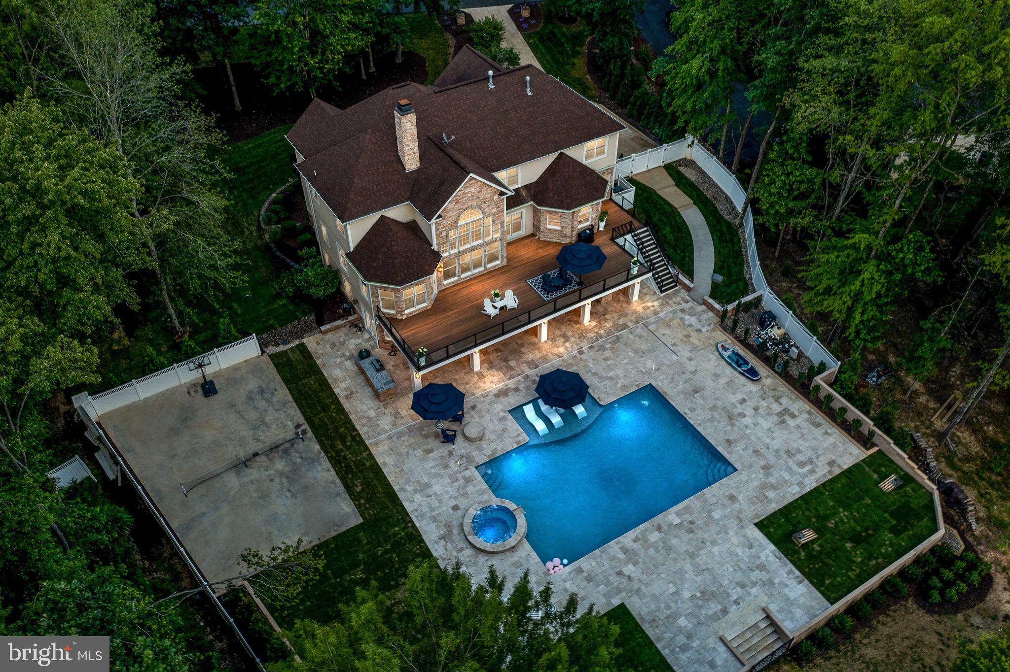 FAWN LAKE - Residential