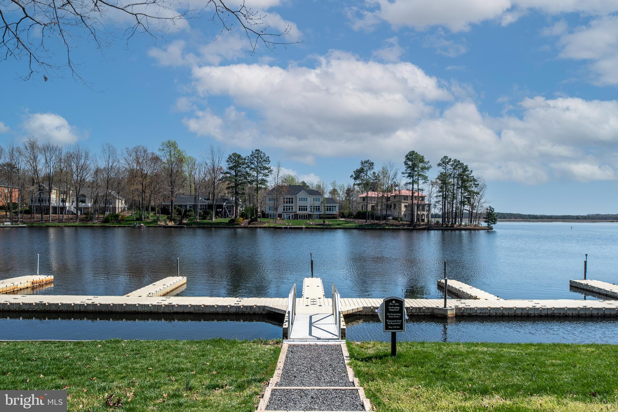 FAWN LAKE - Residential