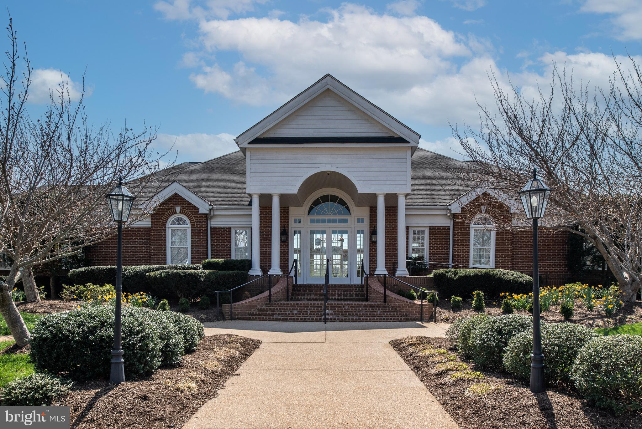 FAWN LAKE - Residential