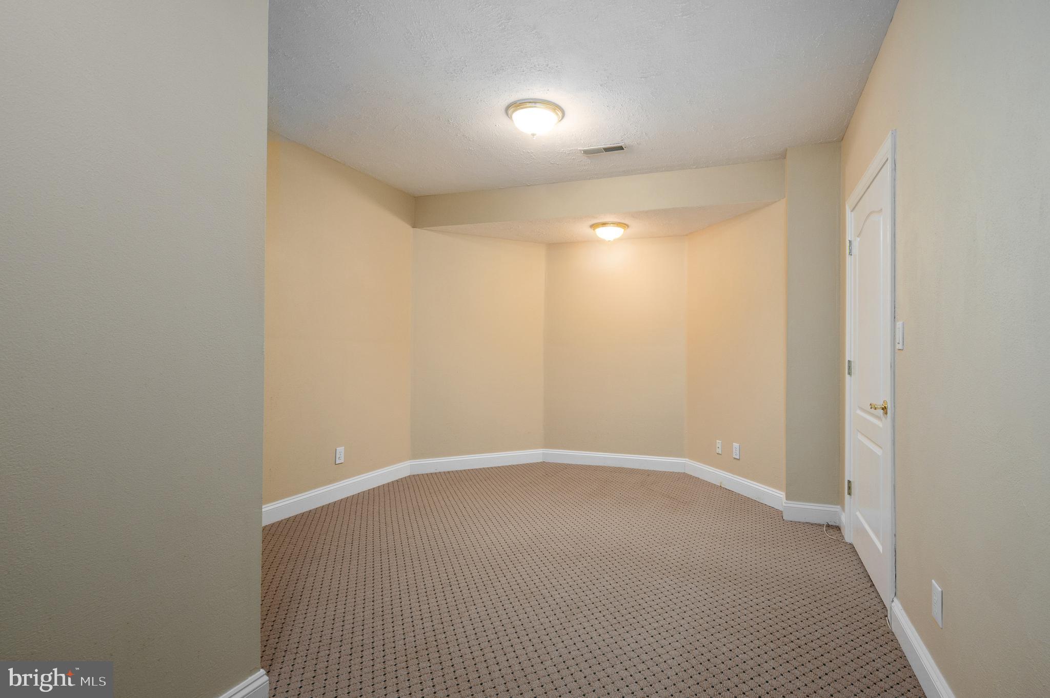 FAWN LAKE - Residential