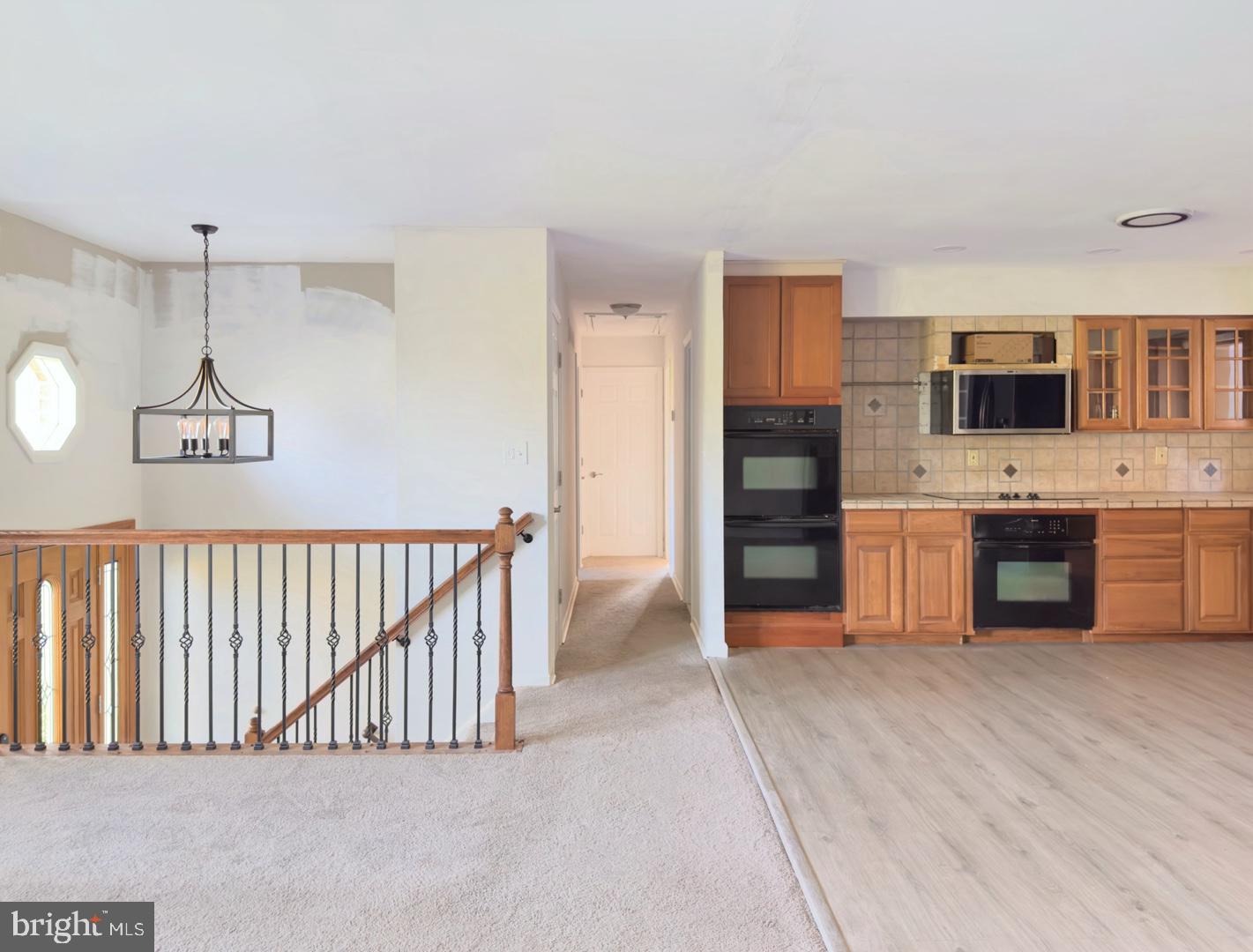 2708 HUNTING RIDGE COURT