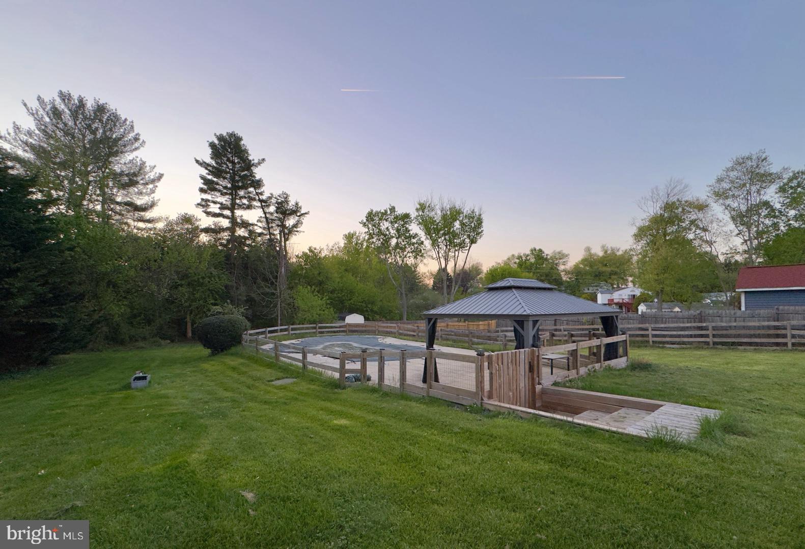 2708 HUNTING RIDGE COURT