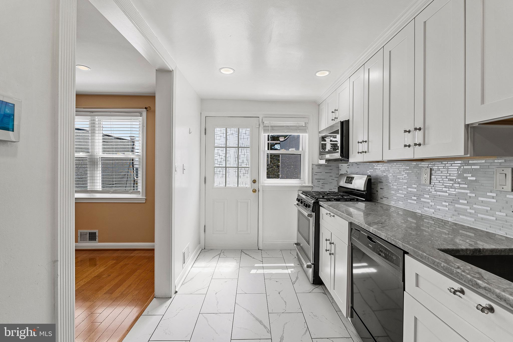 PARKVILLE - Residential Lease