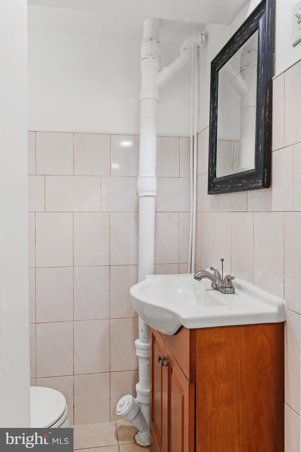 PARKVILLE - Residential Lease