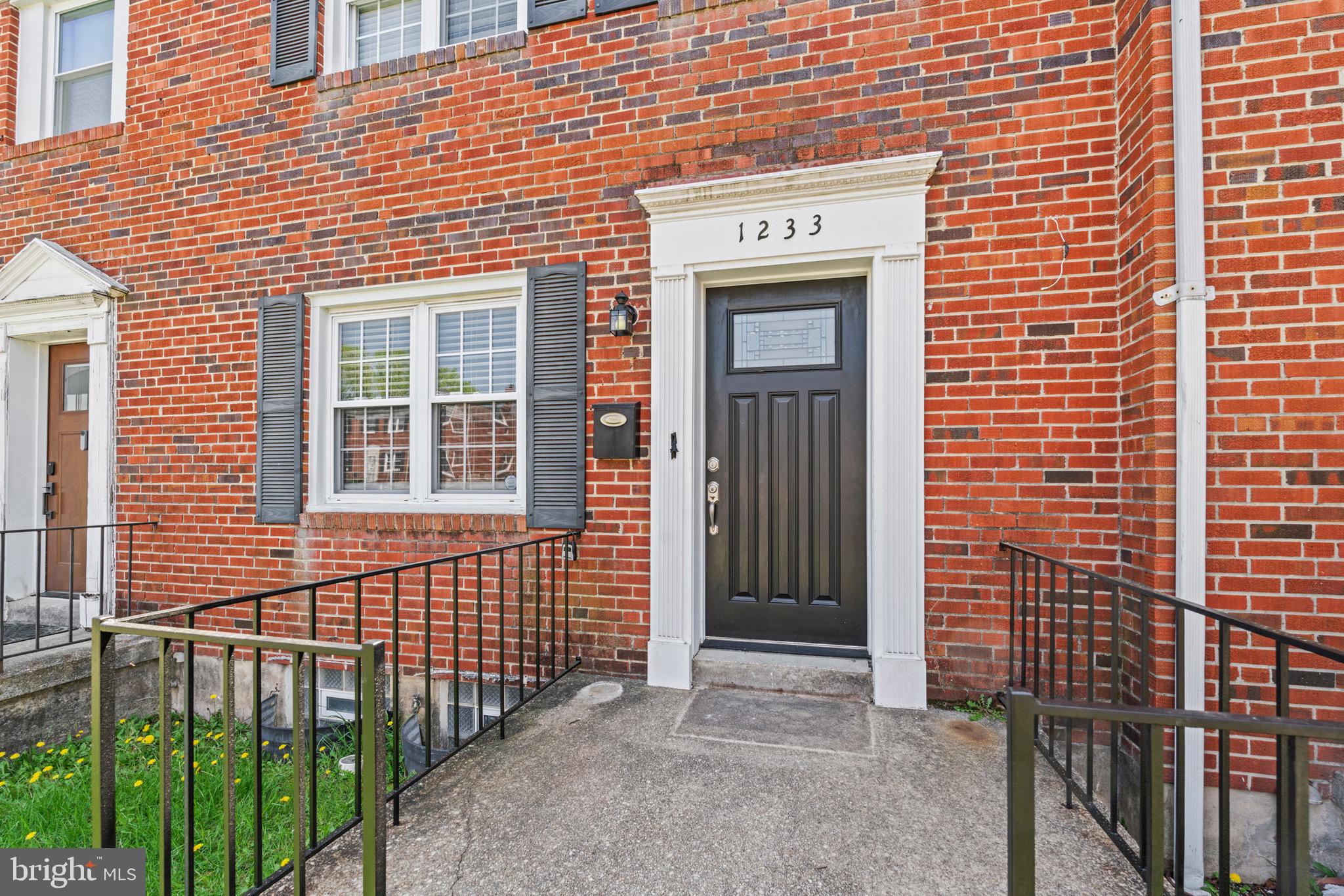 PARKVILLE - Residential Lease