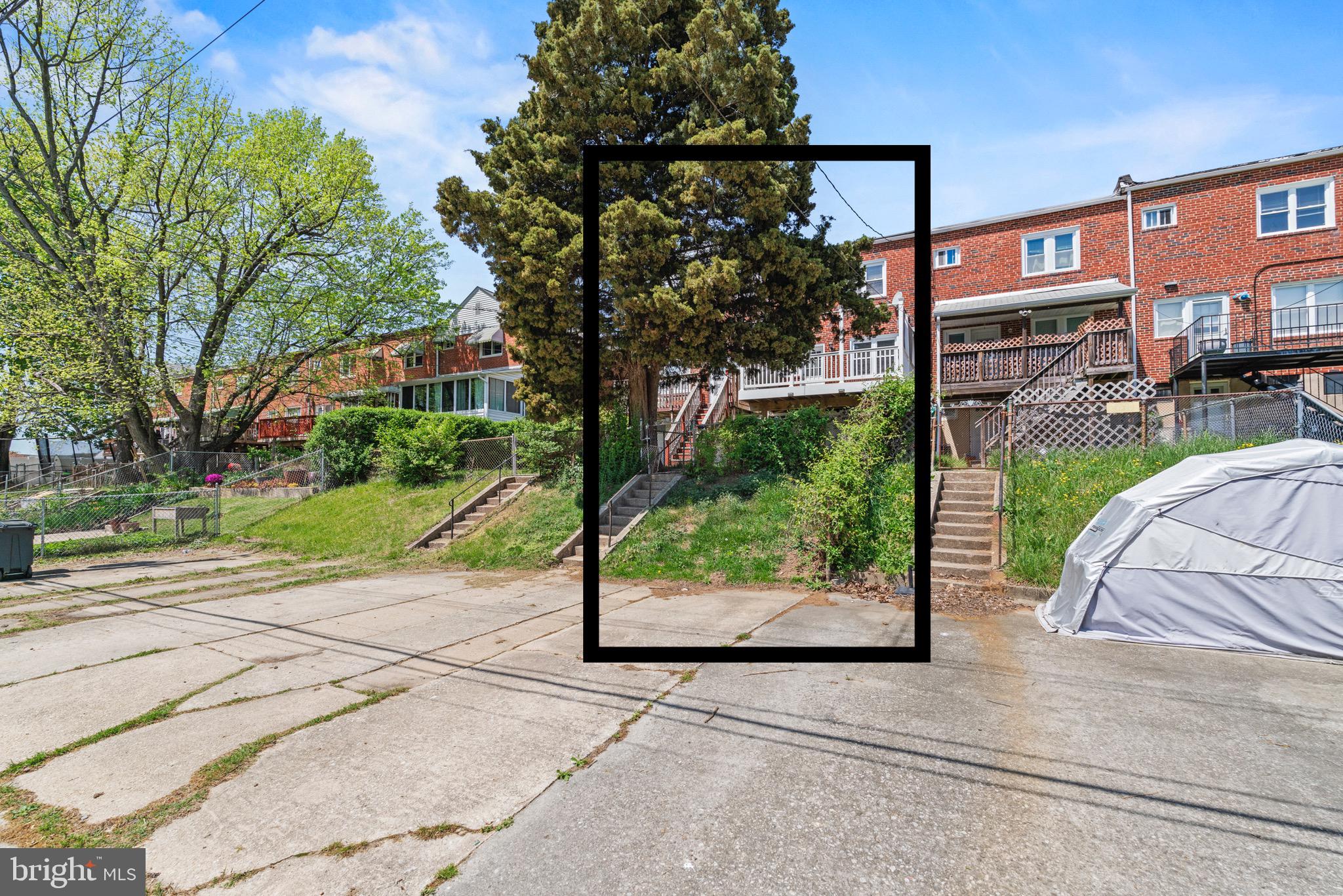 PARKVILLE - Residential Lease