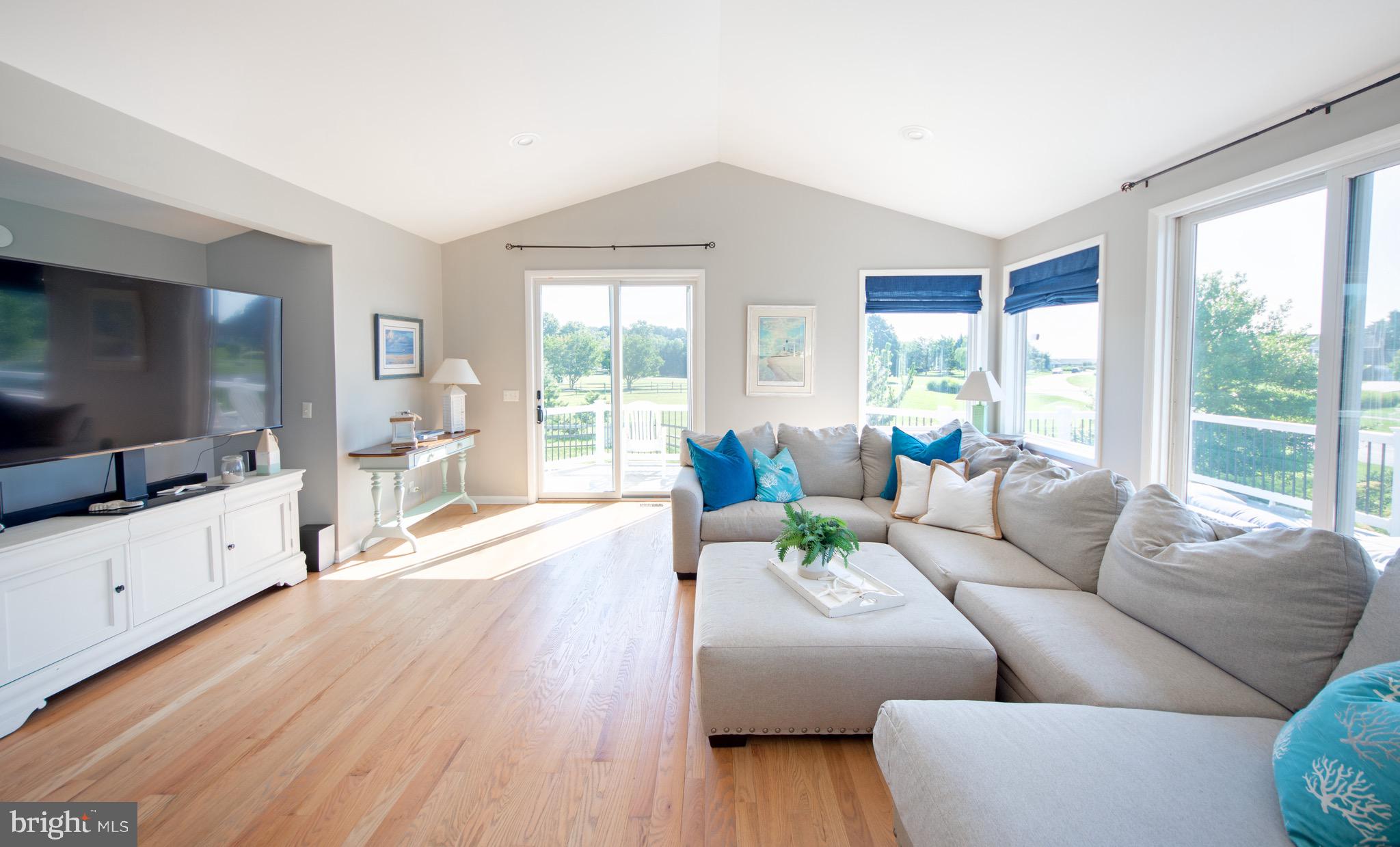 COVE CREEK CLUB - Residential