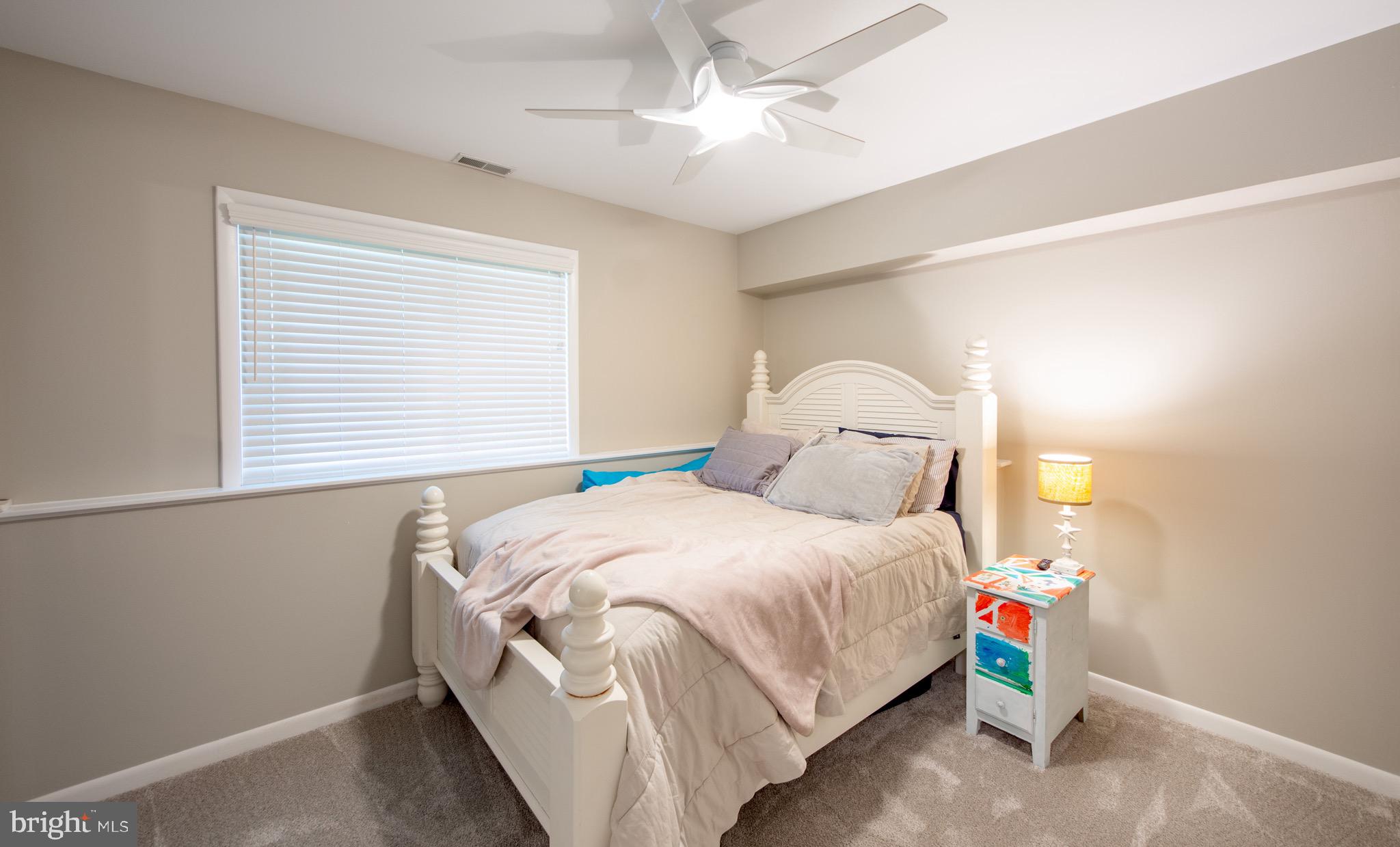 COVE CREEK CLUB - Residential