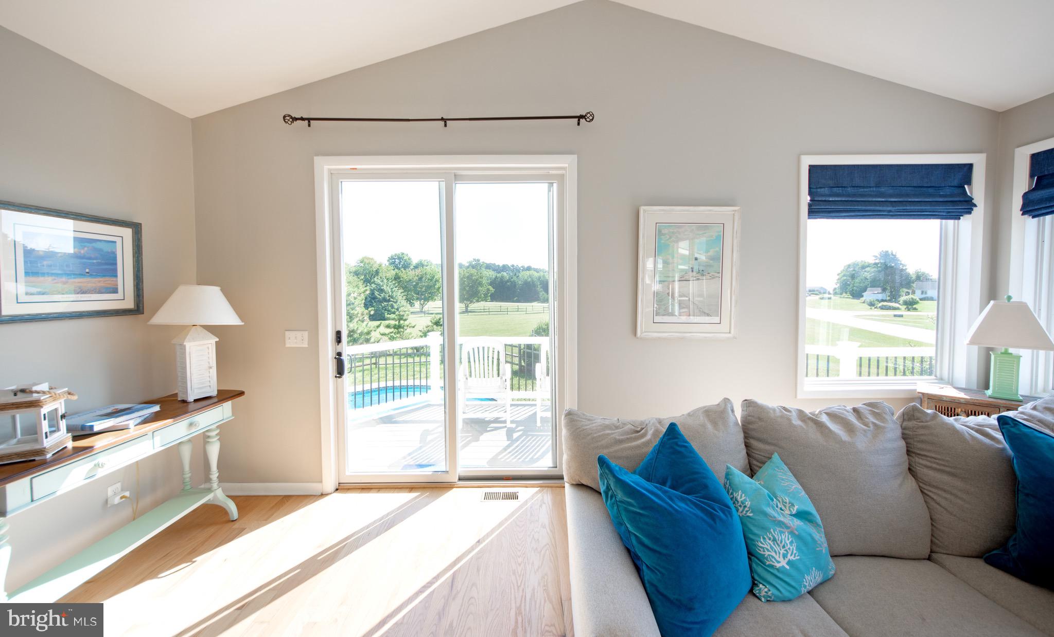 COVE CREEK CLUB - Residential