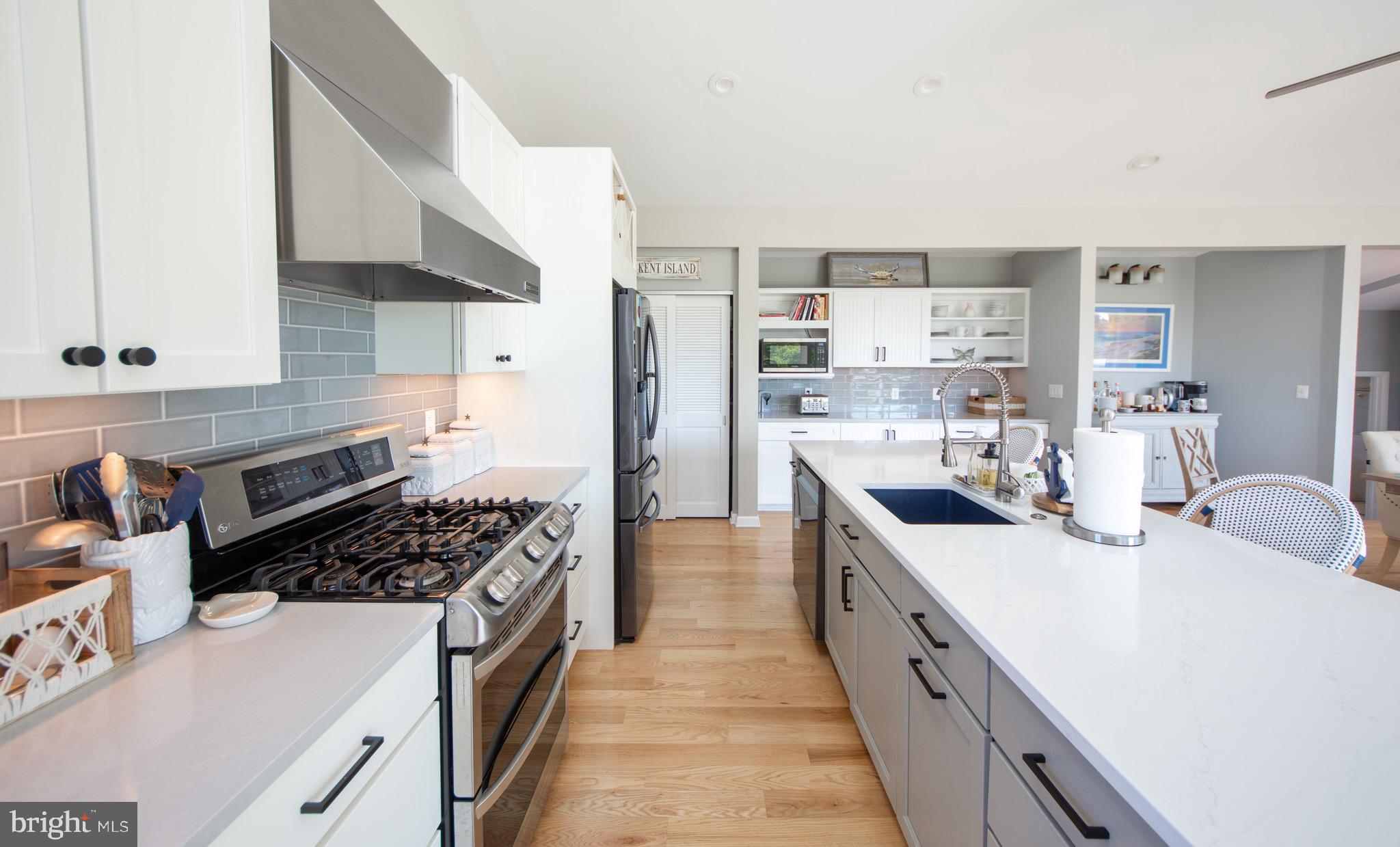 COVE CREEK CLUB - Residential