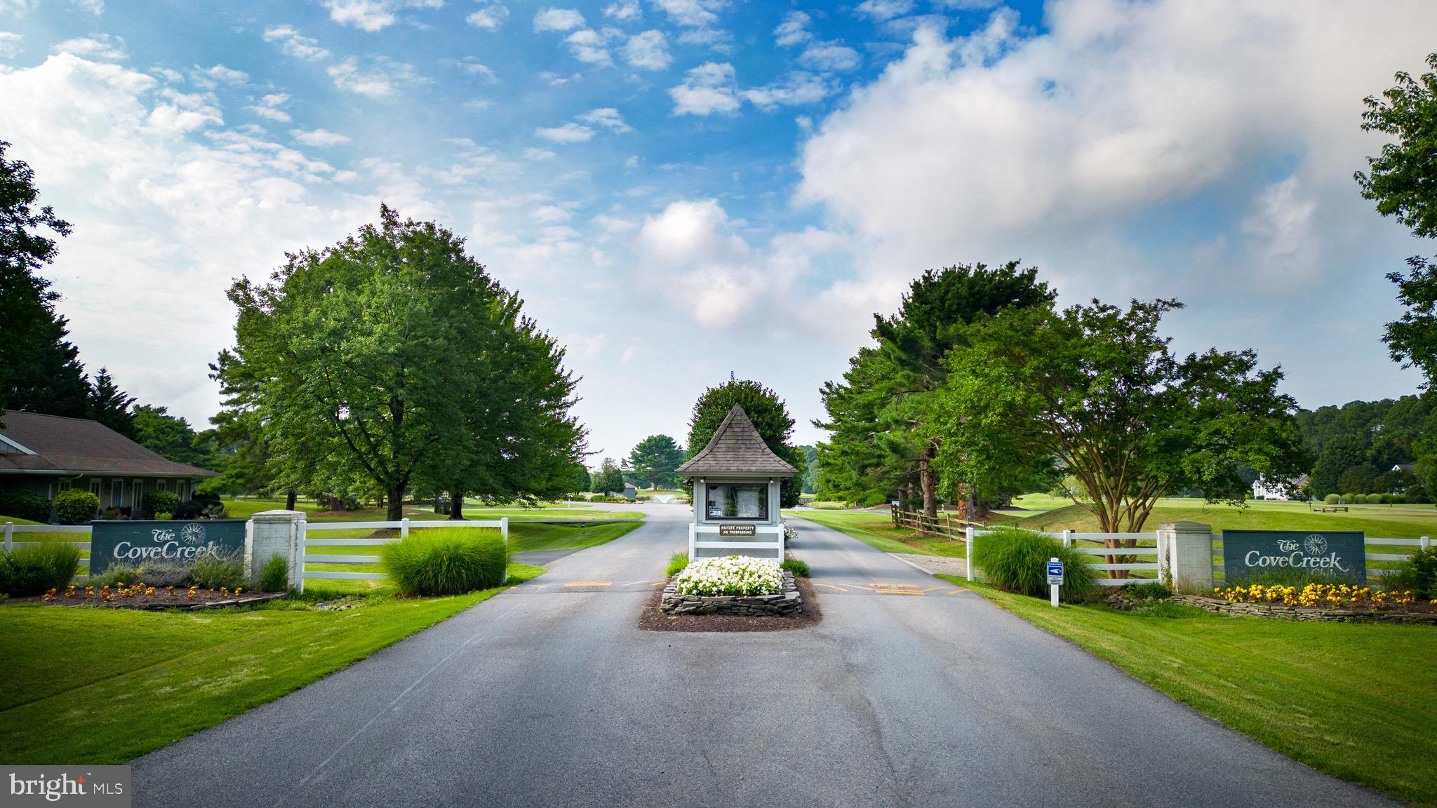 COVE CREEK CLUB - Residential