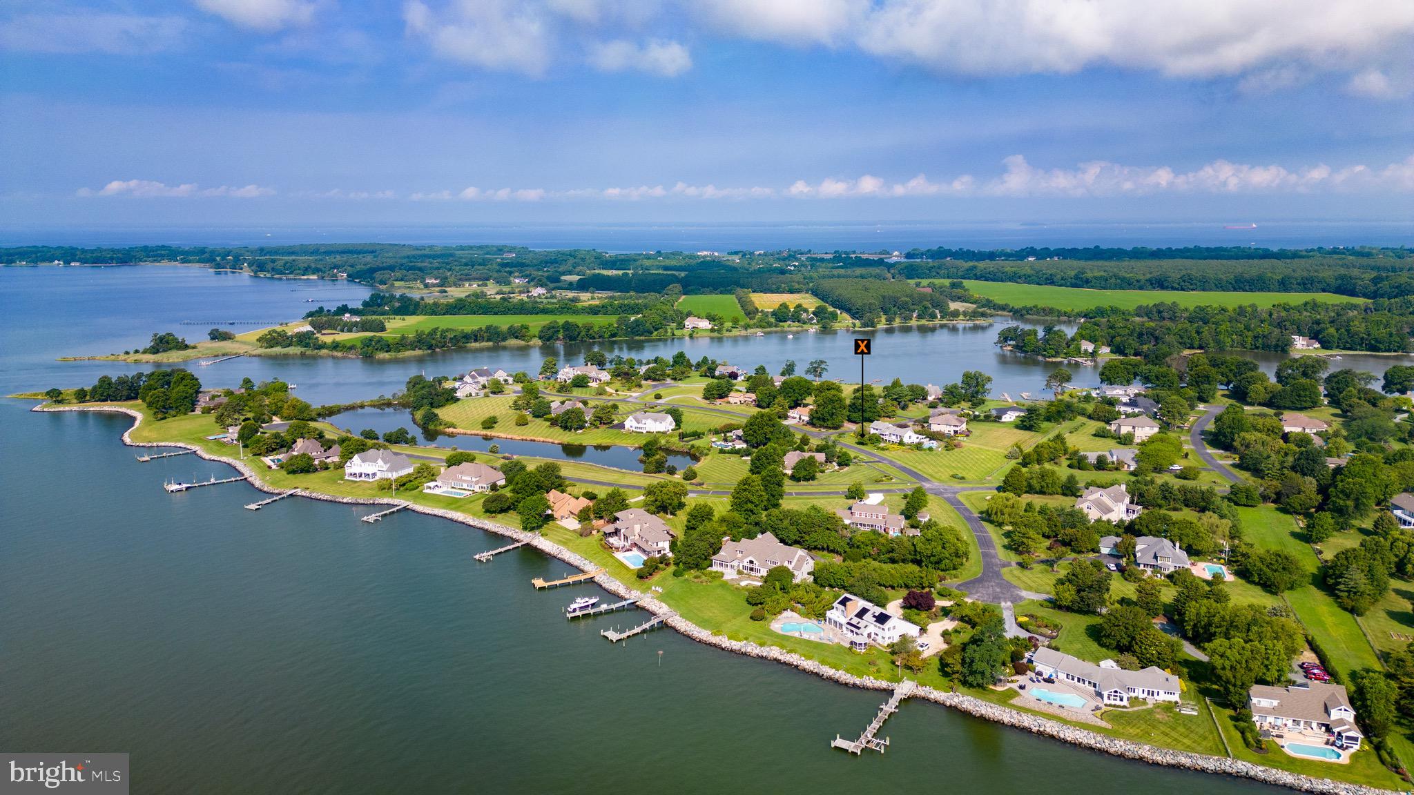 COVE CREEK CLUB - Residential