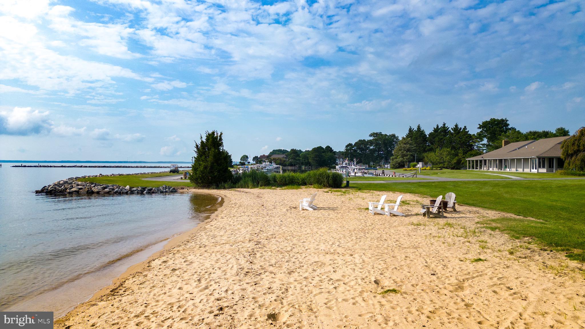 COVE CREEK CLUB - Residential