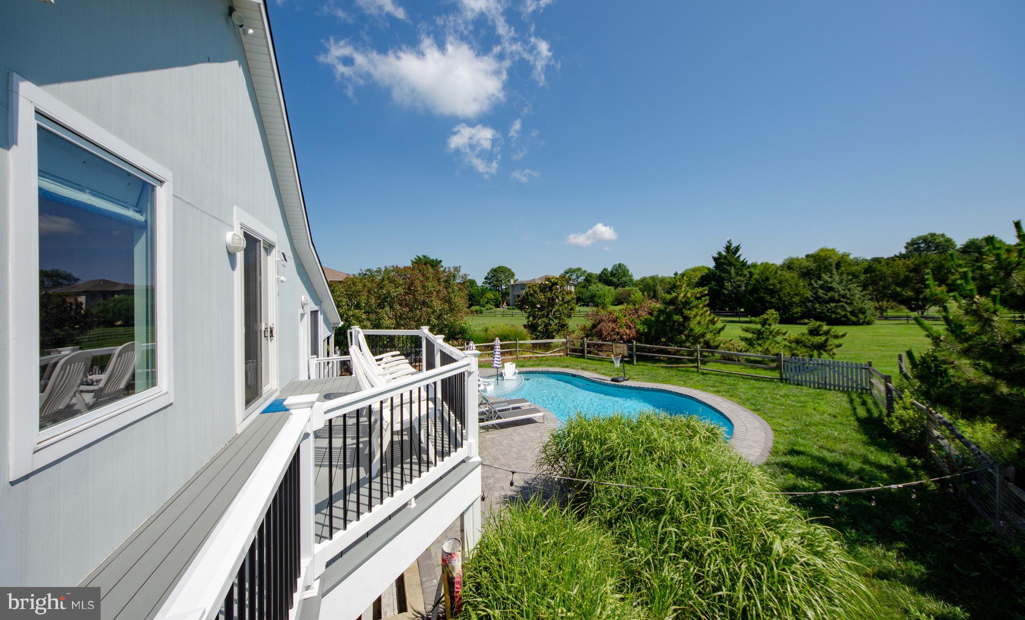 COVE CREEK CLUB - Residential