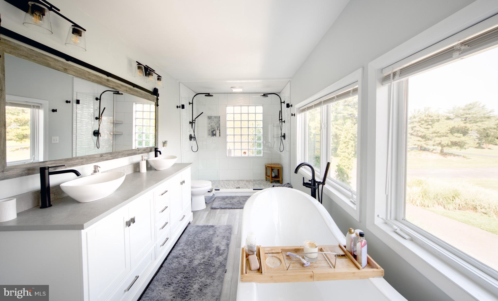 COVE CREEK CLUB - Residential