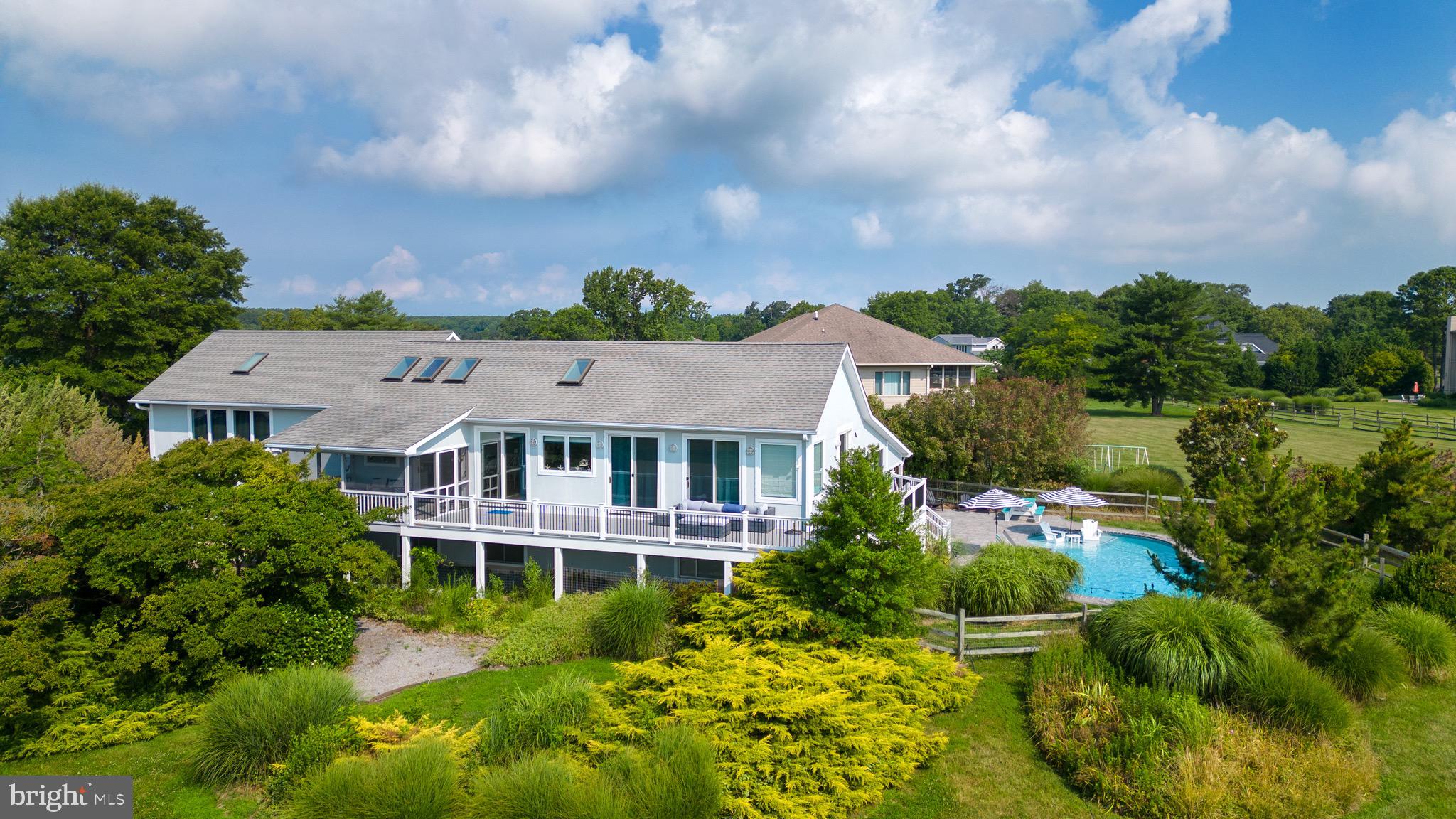 COVE CREEK CLUB - Residential