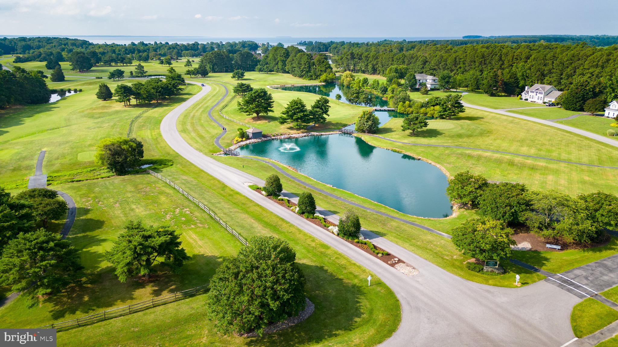 COVE CREEK CLUB - Residential