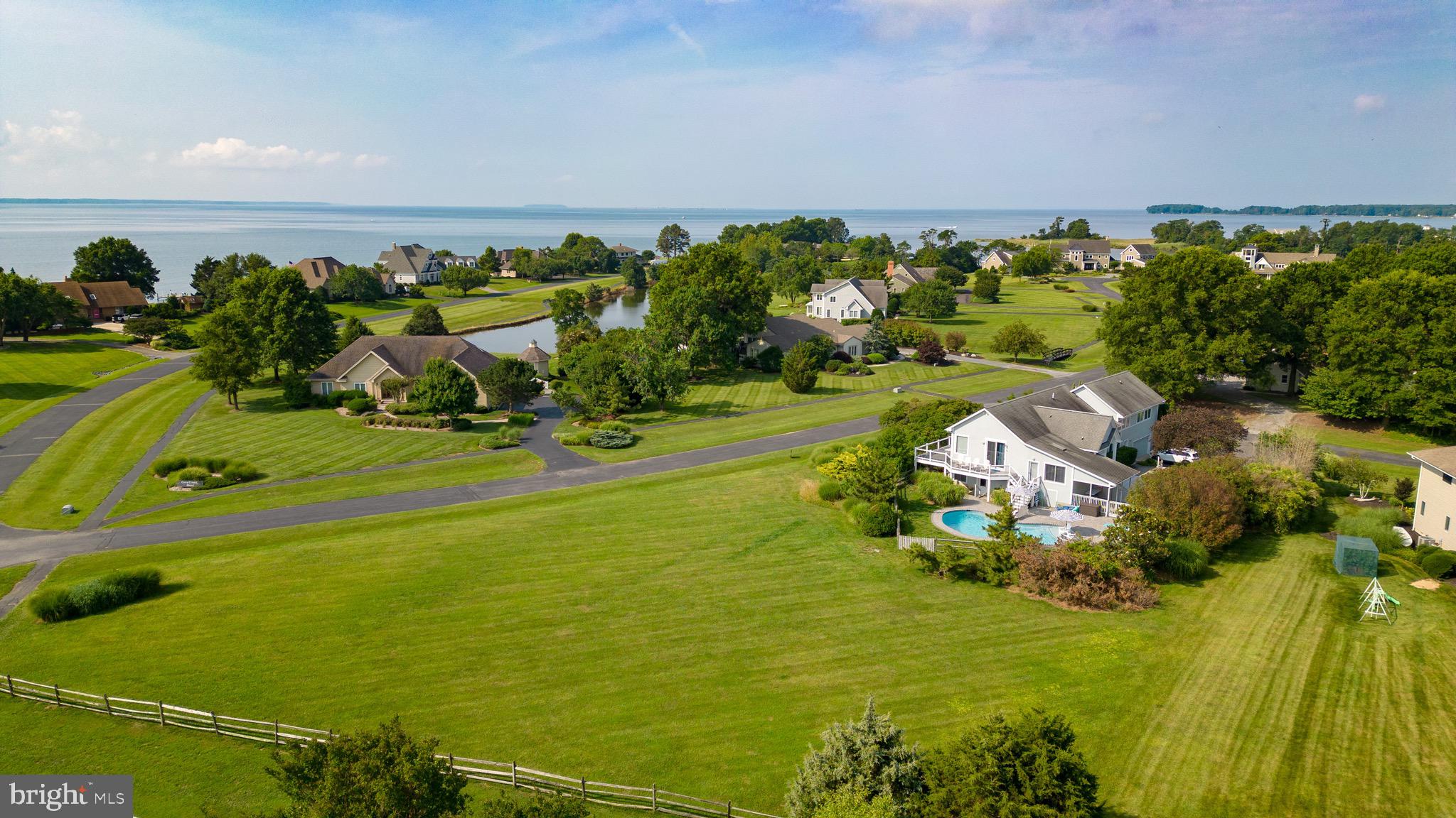 COVE CREEK CLUB - Residential