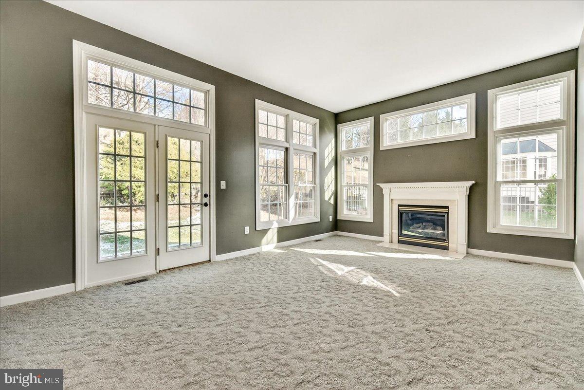 KINGS BRIDGE - Residential