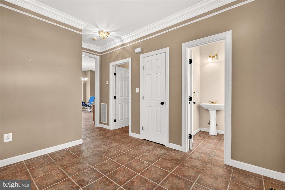 KINGS BRIDGE - Residential