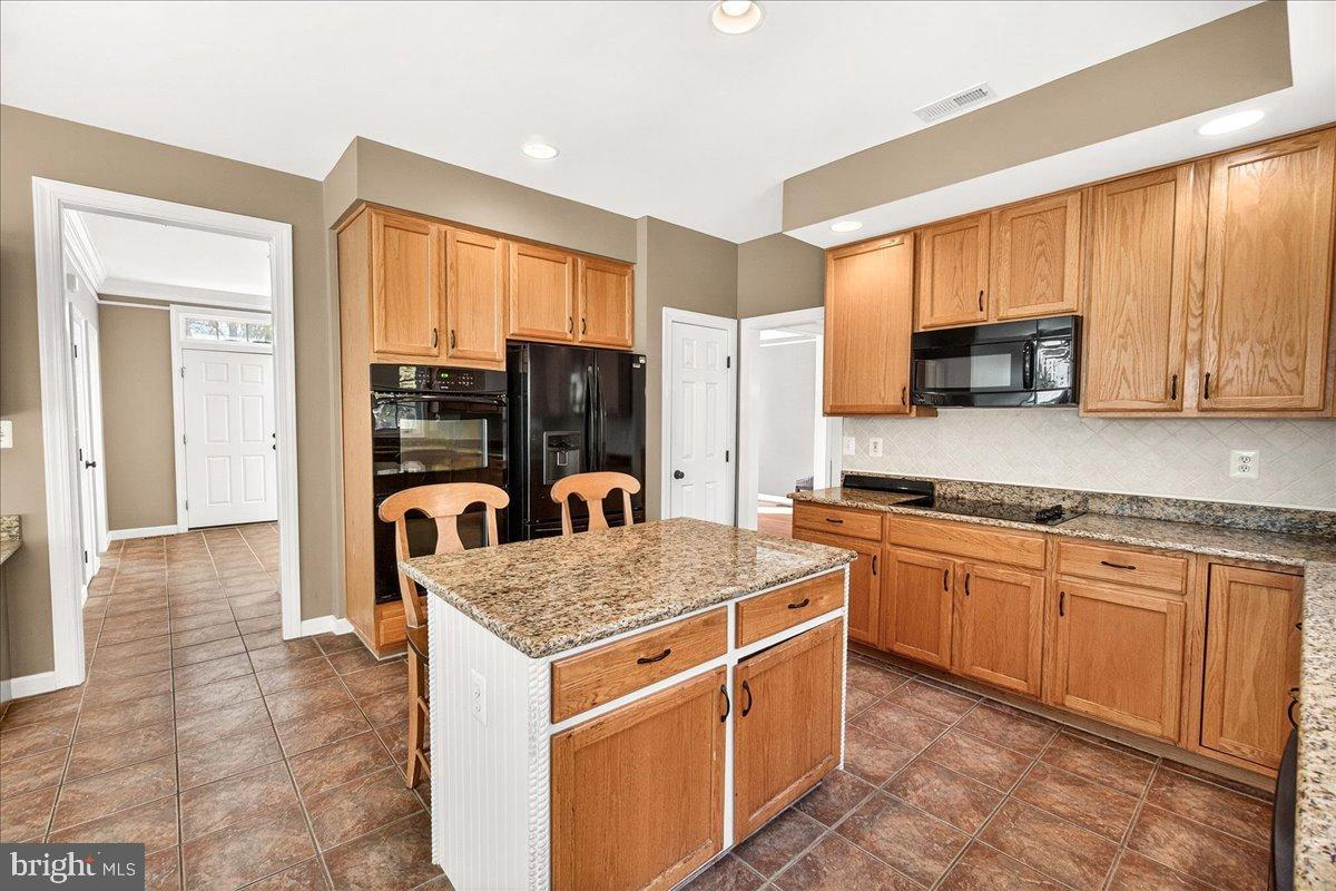 KINGS BRIDGE - Residential