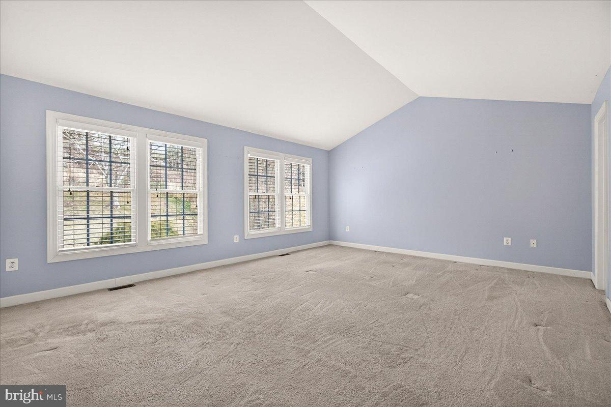 KINGS BRIDGE - Residential