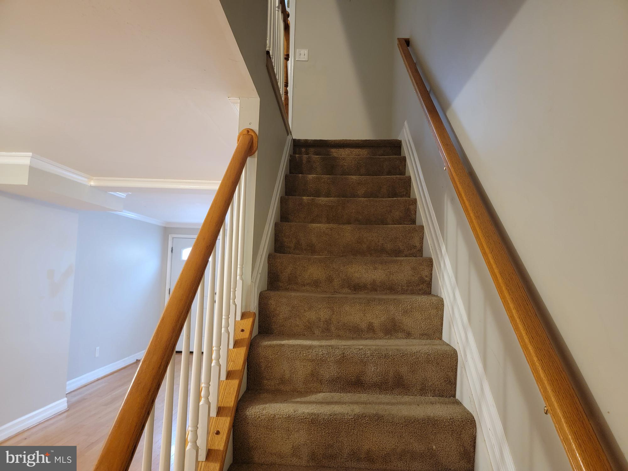 HOLLINS MARKET - Residential