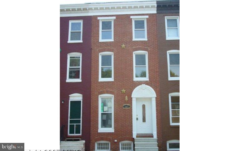 HOLLINS MARKET - Residential