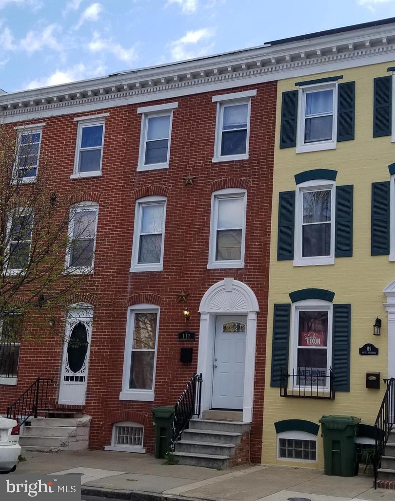 HOLLINS MARKET - Residential