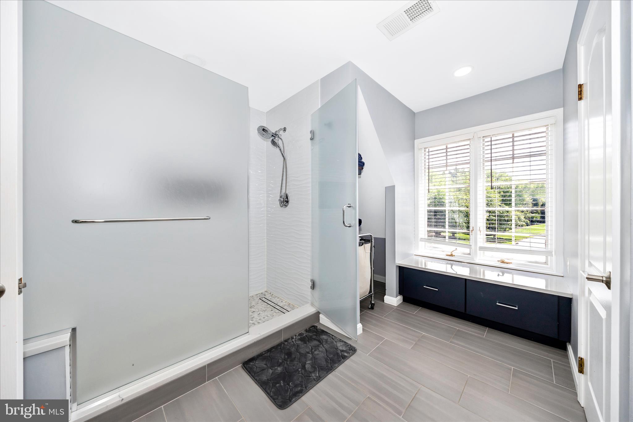 FOUNTAIN HEAD - Residential