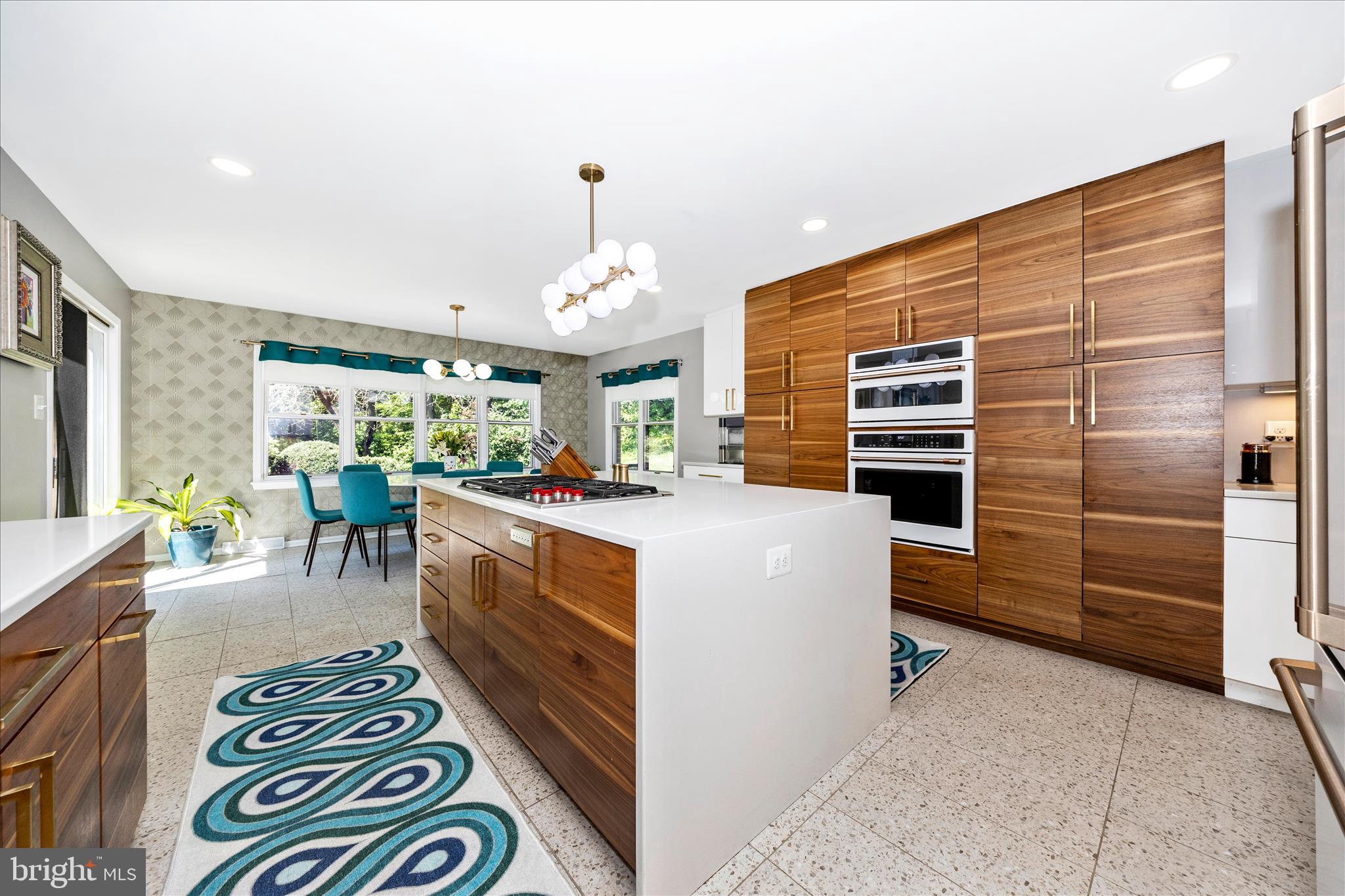 FOUNTAIN HEAD - Residential