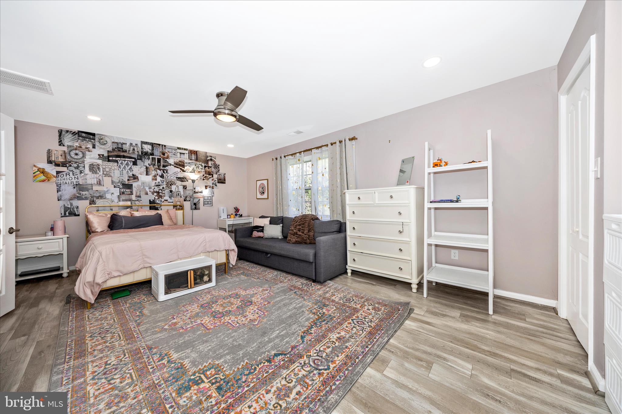 FOUNTAIN HEAD - Residential
