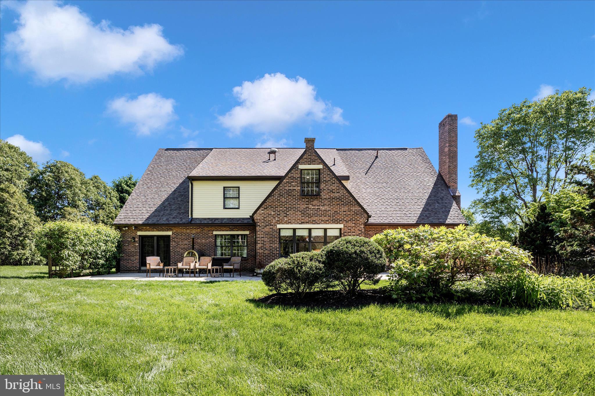 FOUNTAIN HEAD - Residential