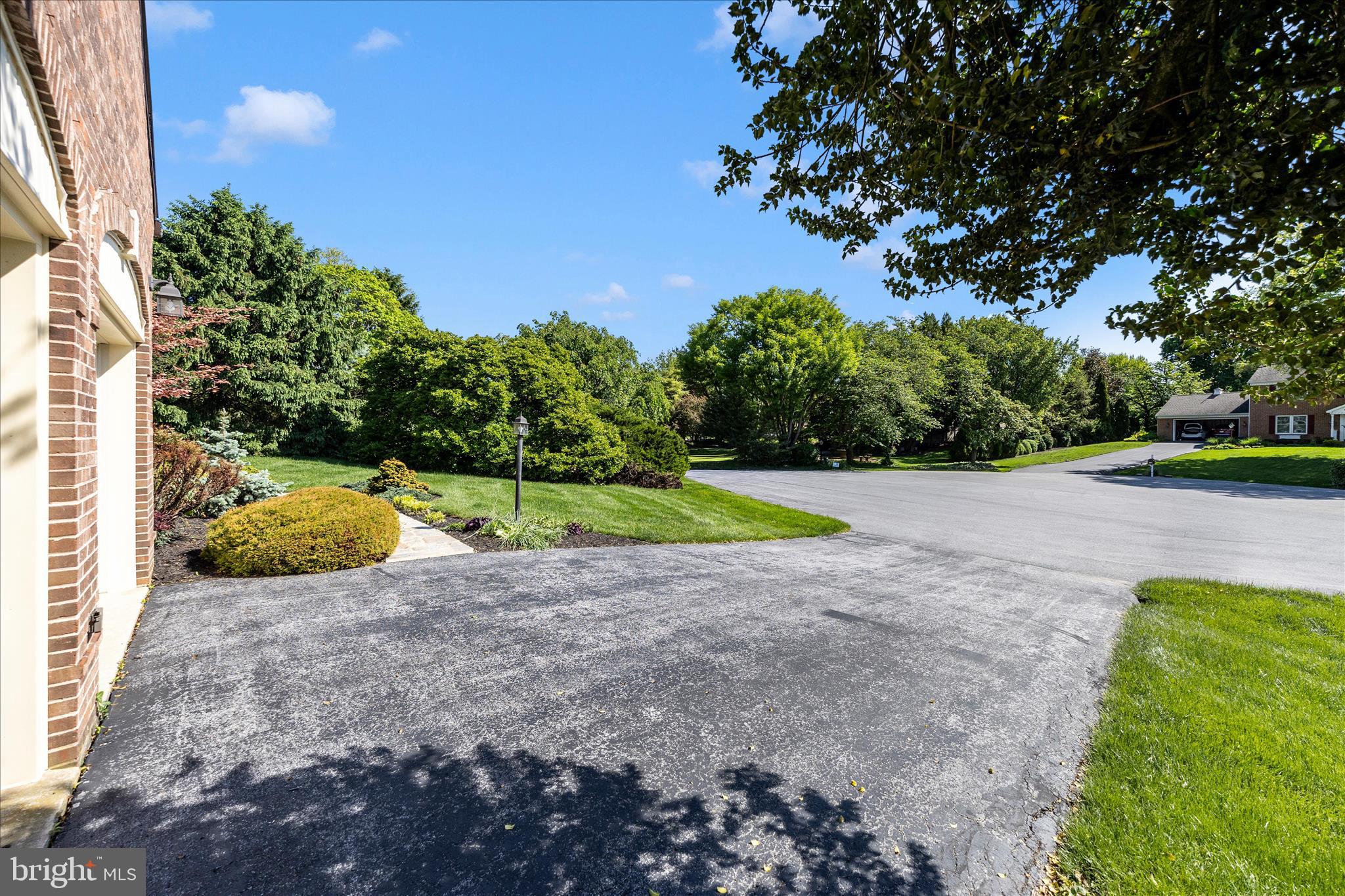FOUNTAIN HEAD - Residential