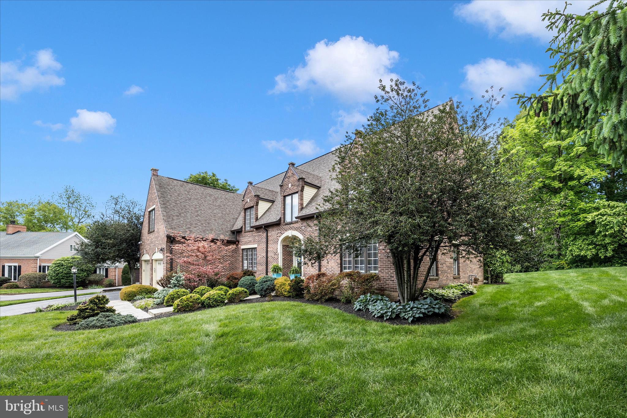 FOUNTAIN HEAD - Residential