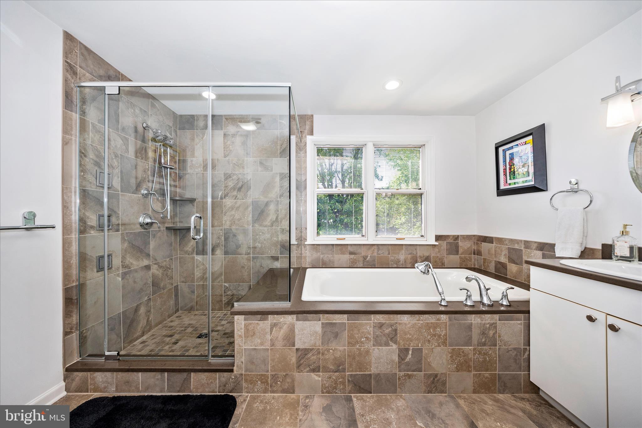 FOUNTAIN HEAD - Residential